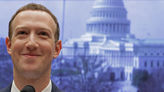 Facebook Blocks Trump 'Indefinitely'